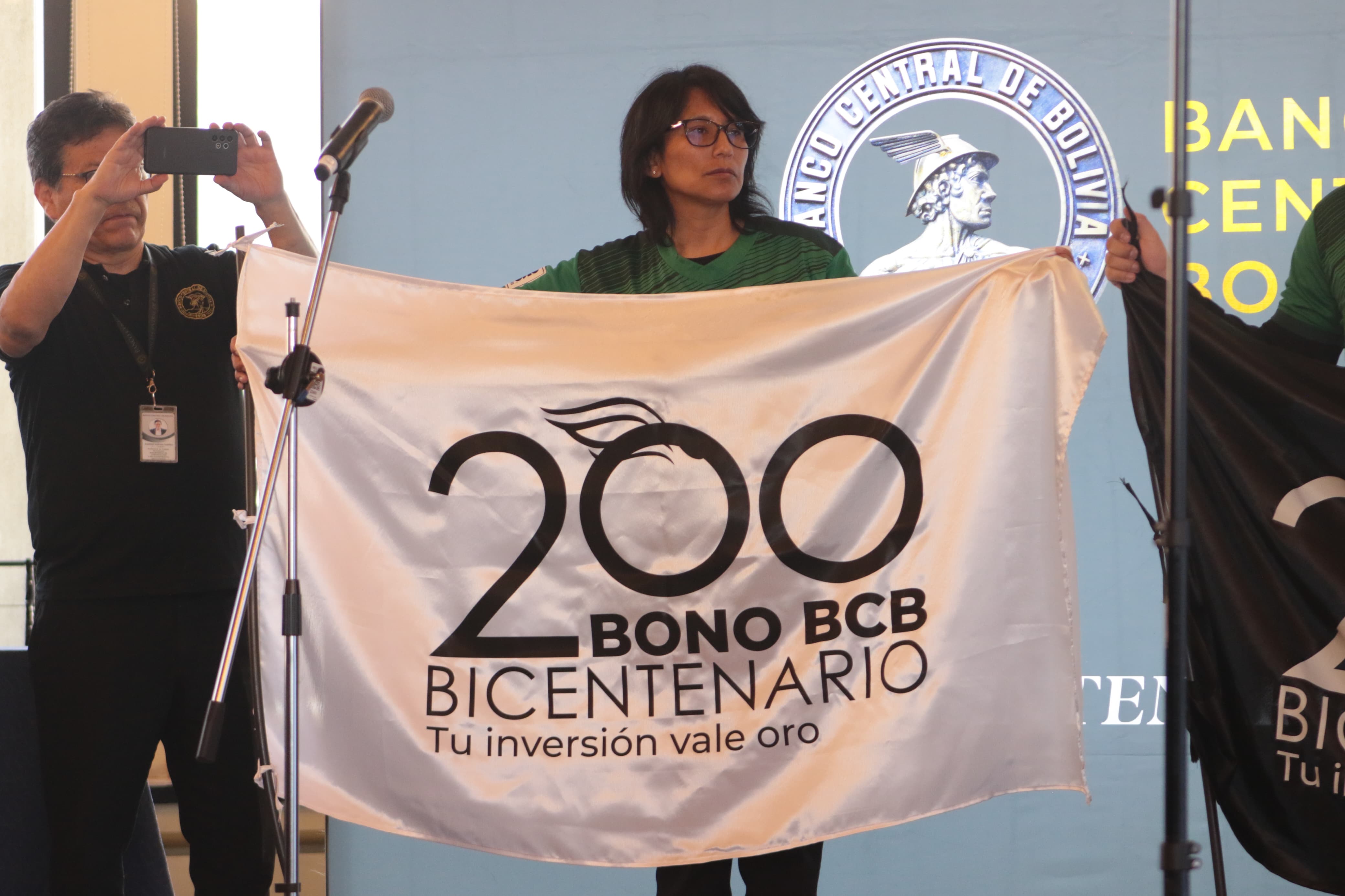 Más de Bs520 millones vendidos en el Bono Bicentenario; el BCB anuncia el cierre de su comercialización