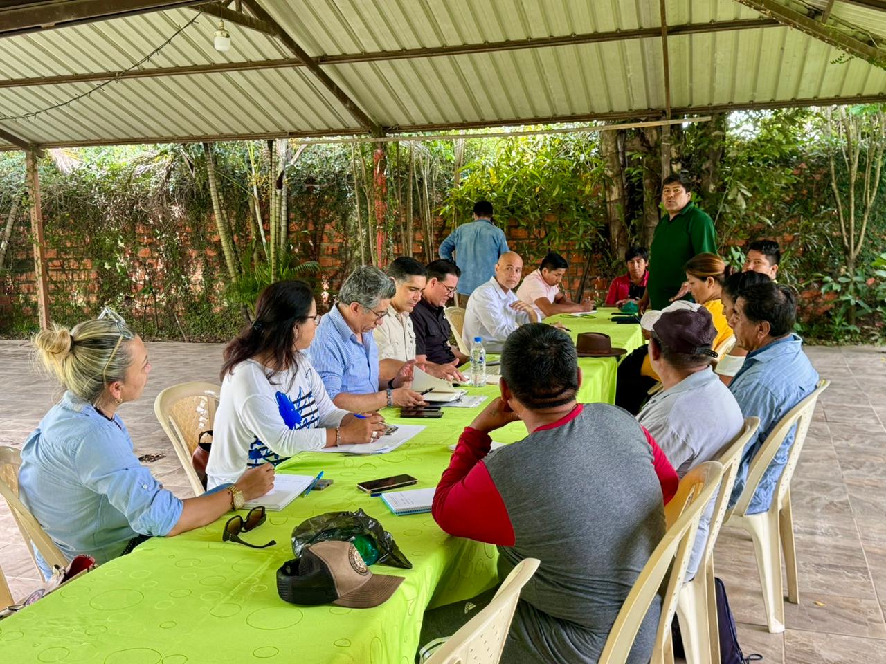 Gobierno y productores de Yapacaní acuerdan medidas para fortalecer la producción agropecuaria