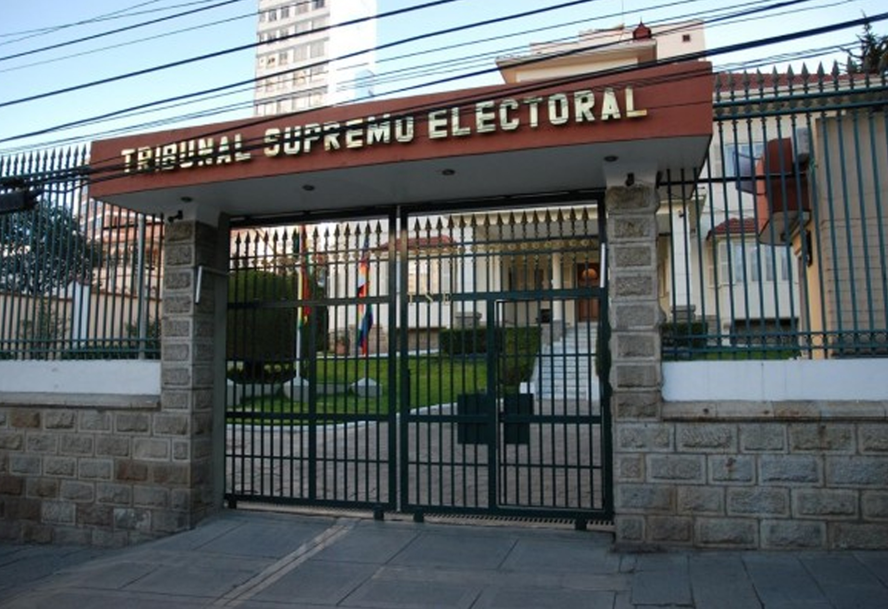 200.000 JURADOS PARA ELECCIONES