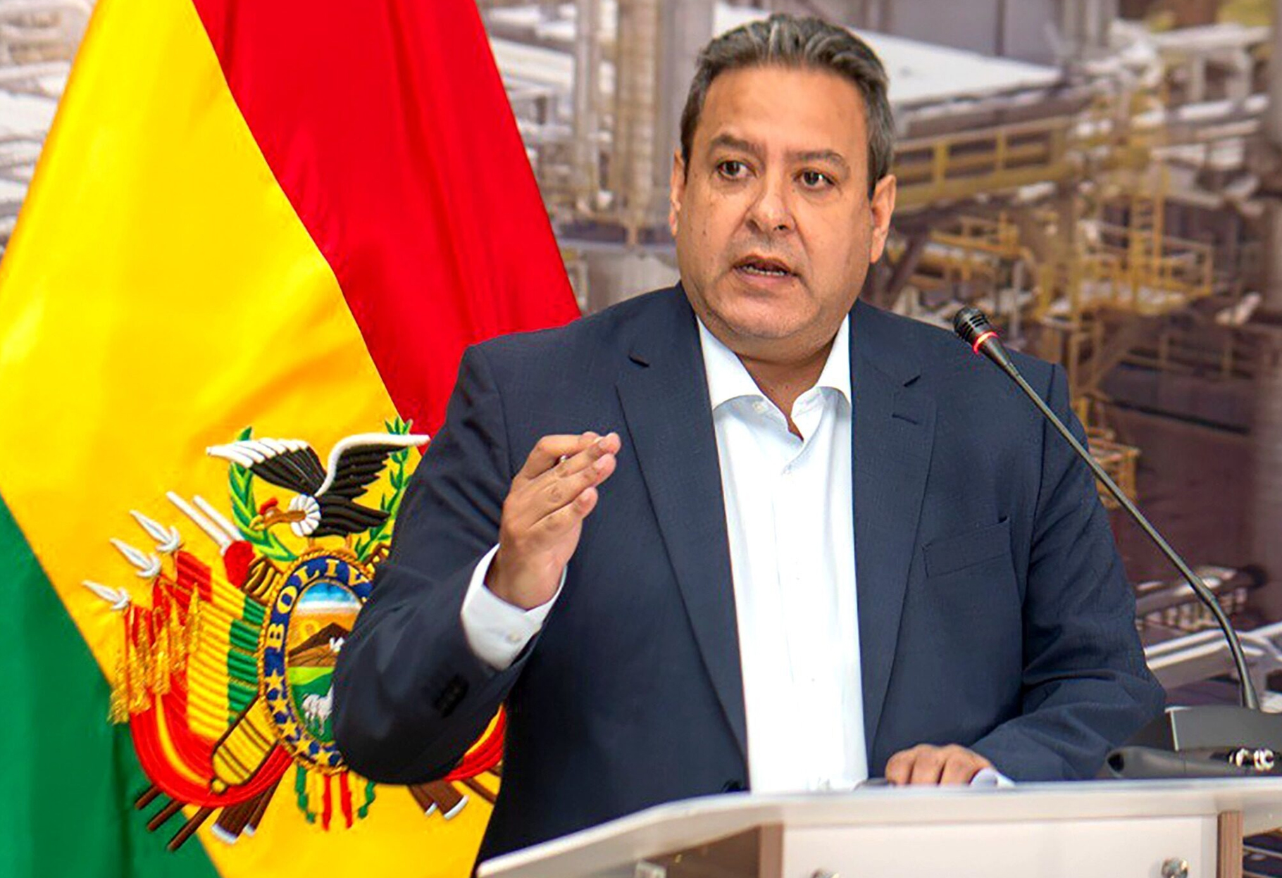 BLOQUEOS PONEN EN RIESGO EL ABASTECIMIENTO DE COMBUSTIBLE EN BOLIVIA