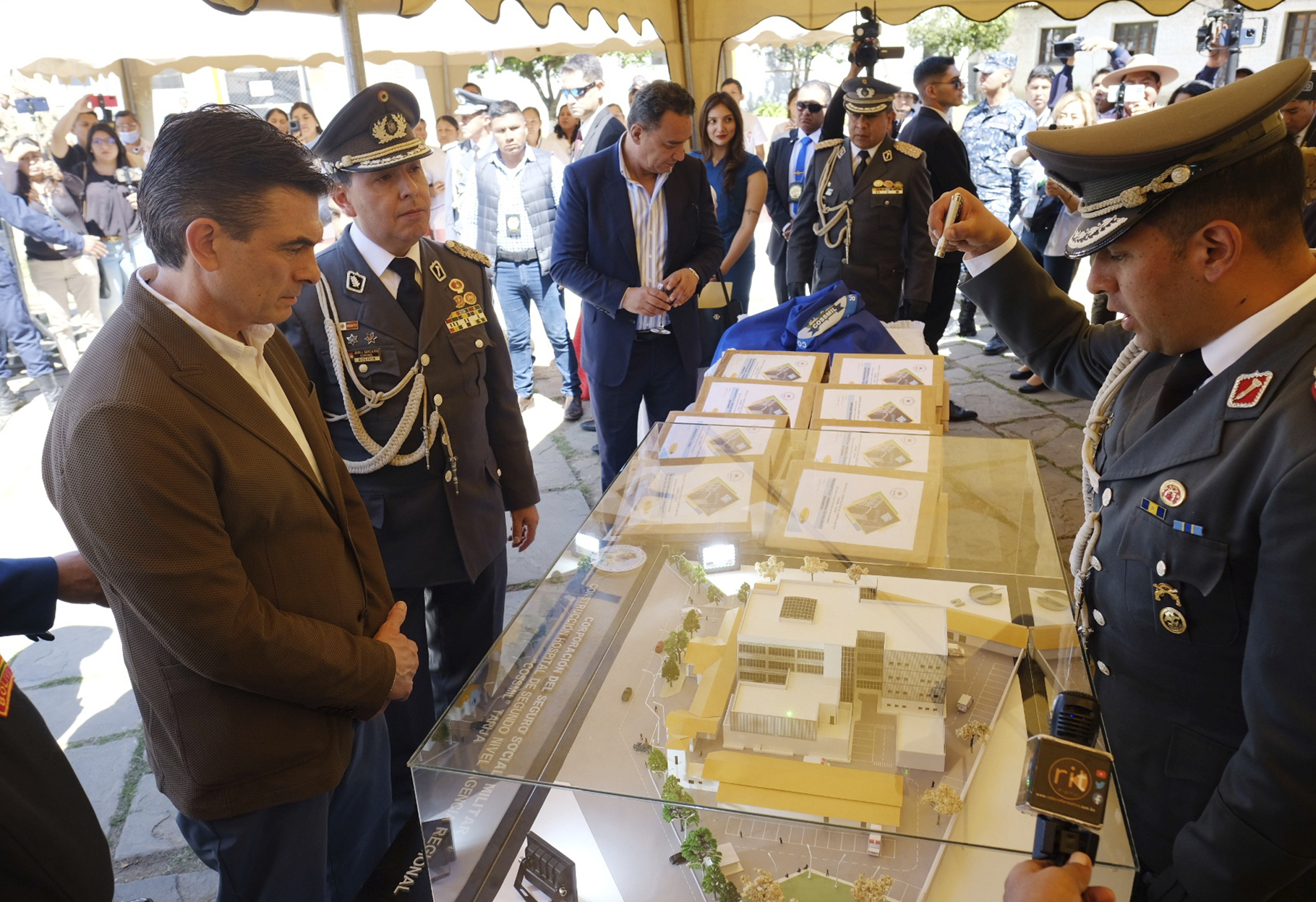 RODRIGO PAZ: COSSMIL CONSTRUIRÁ MODERNO HOSPITAL EN TARIJA CON TRANSPARENCIA Y LICITACIÓN PÚBLICA