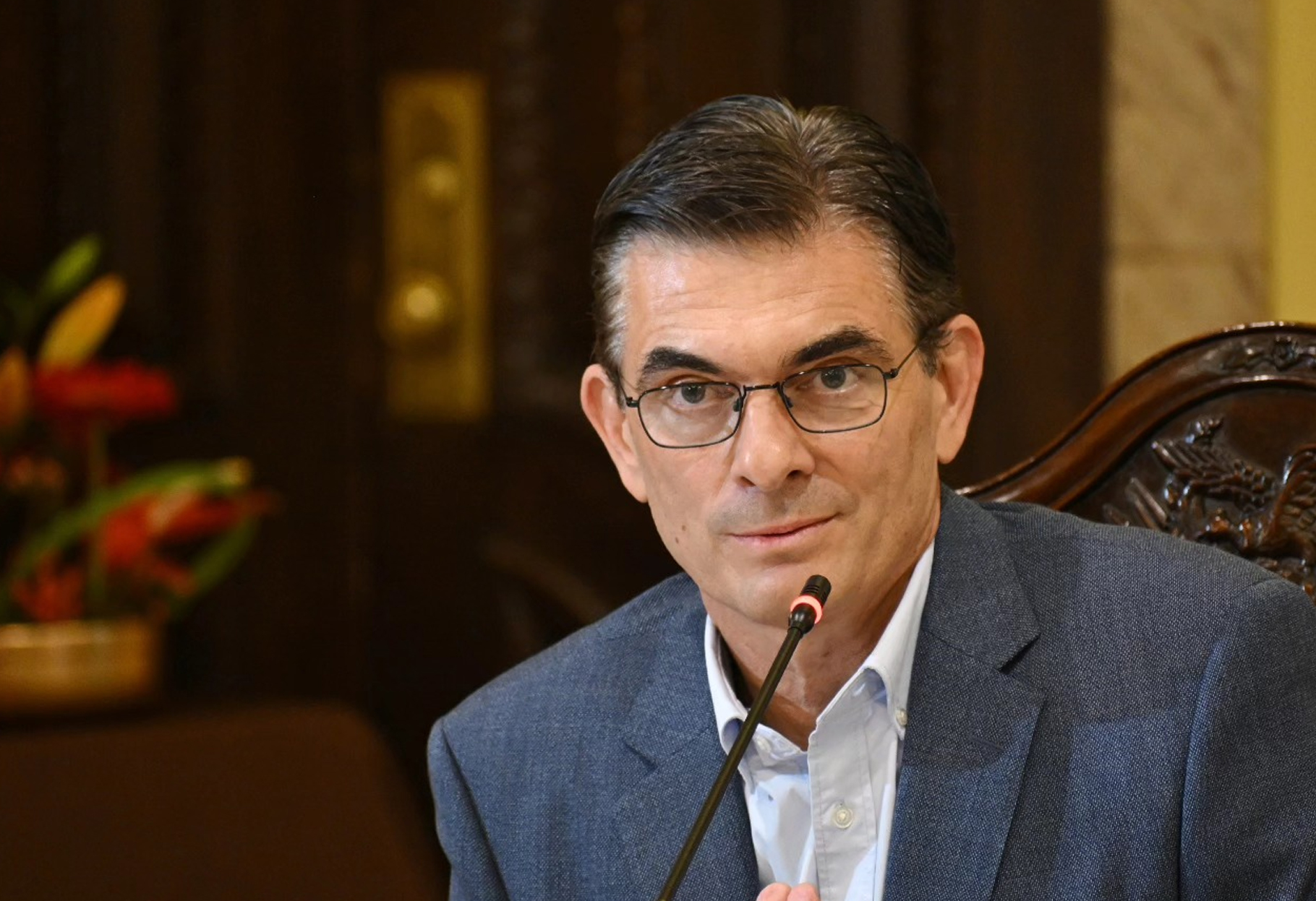 PRESIDENTE PAZ CONVOCARÁ A GOBERNADORES Y ALCALDES EN SUCRE EL 25 DE MAYO