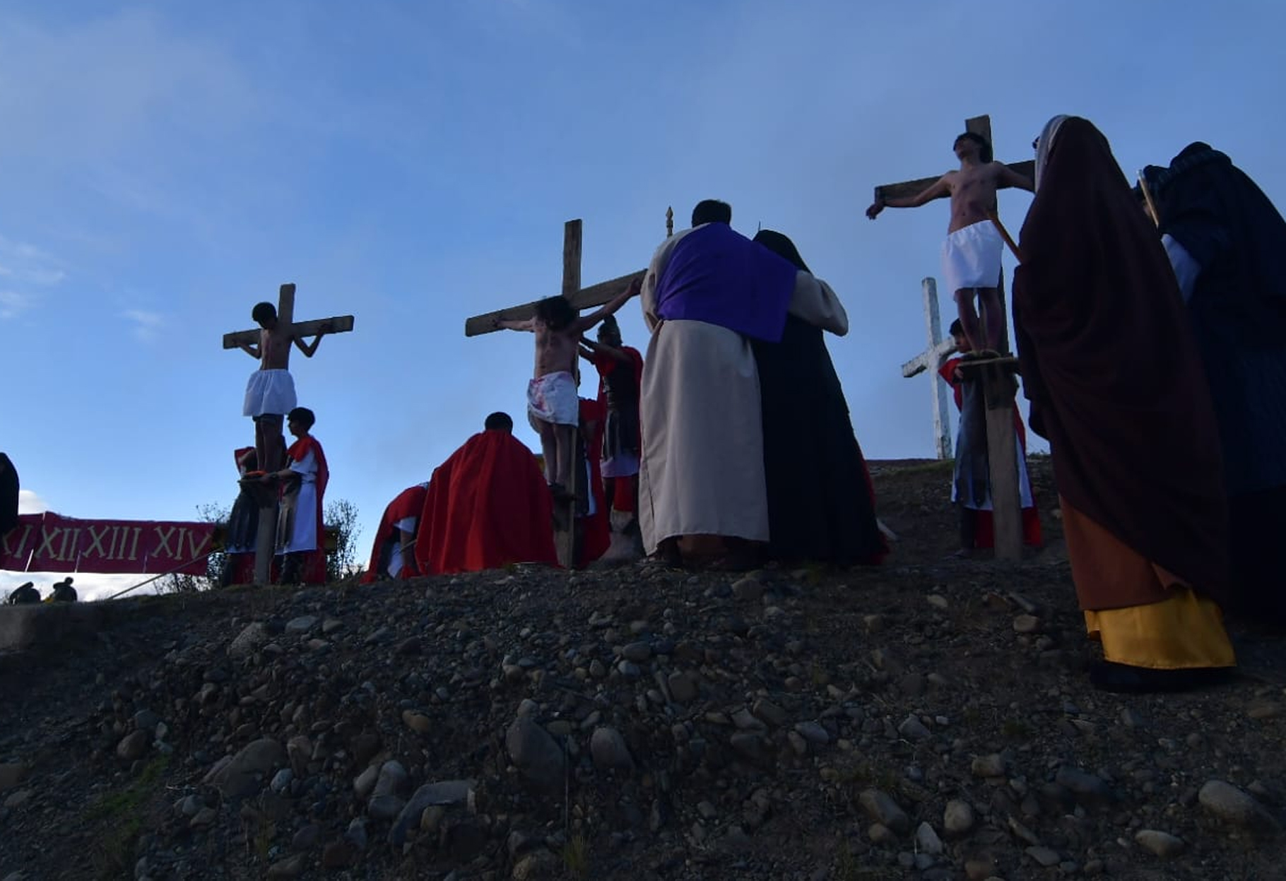 FE Y TRADICIÓN: BOLIVIA CONMEMORA EL VIERNES SANTO CON DEVOCIÓN Y ESPERANZA