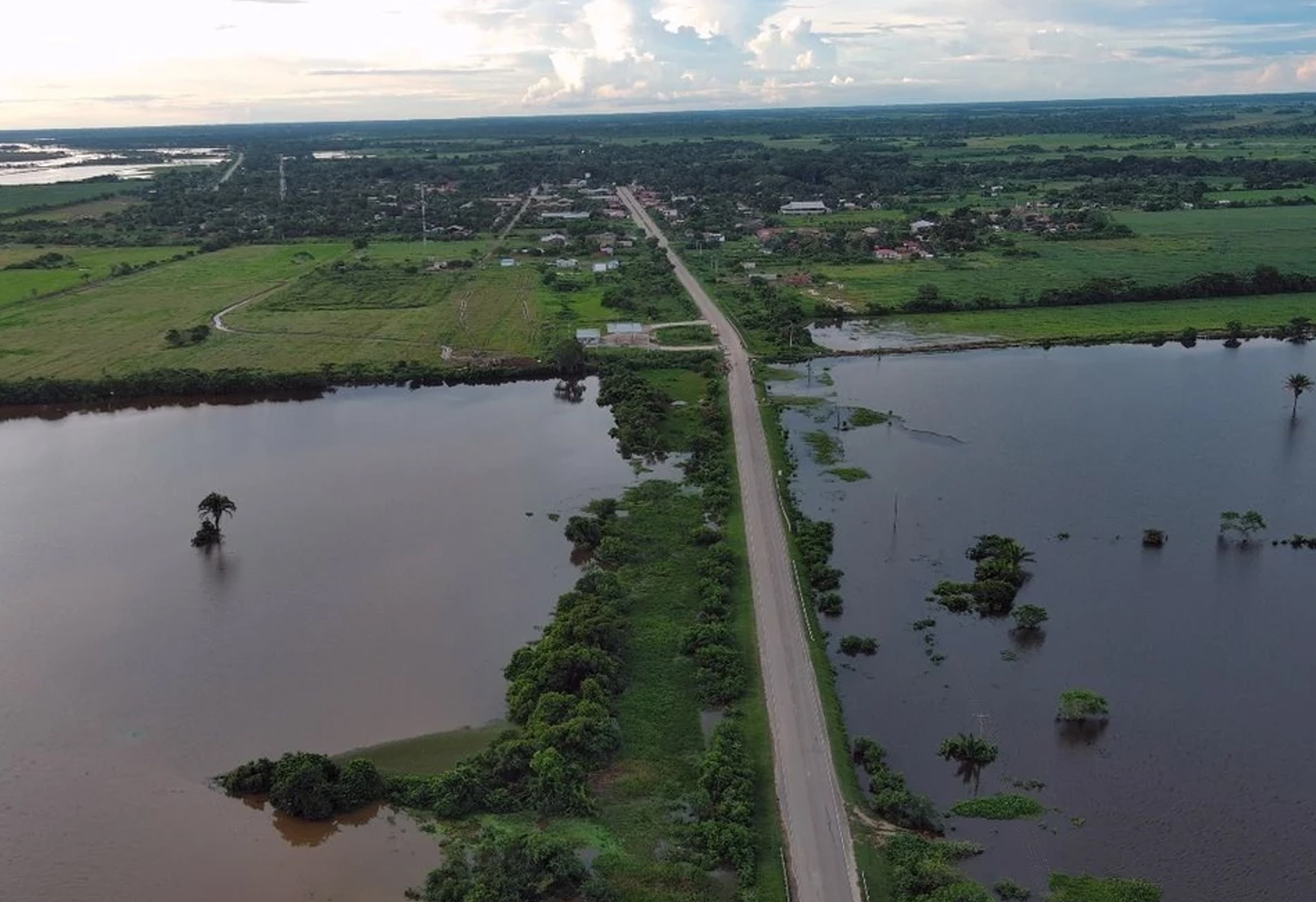 CONSTANTES LLUVIAS PONEN EN RIESGO CULTIVOS DE SANTA CRUZ